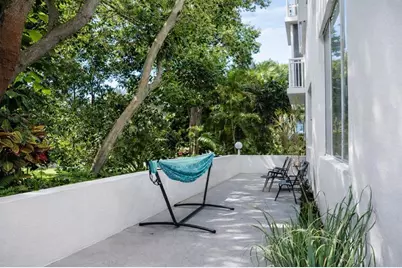 3800  Hillcrest Dr, Unit #112, Hollywood, FL 33021 - Photo 23