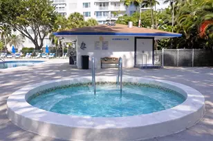 3800 Hillcrest Dr, Hollywood, FL 33021 - Photo 27