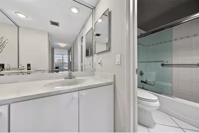 808  Cypress Blvd, Unit #203, Pompano Beach, FL 33069 - Photo 29