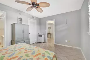 9220 SW 14th St, Boca Raton, FL 33428 - Photo 13