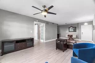 124 NE 19th Ct, Wilton Manors, FL 33305 - Photo 17