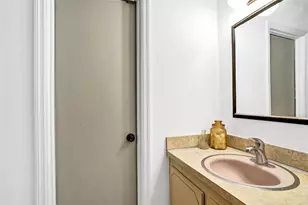 65 W Palm Dr, Margate, FL 33063 - Photo 37