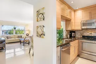 3406 NW 49th Ave, Lauderdale Lakes, FL 33319 - Photo 9