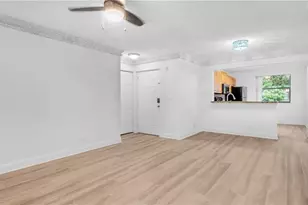 5681 Riverside Dr, Coral Springs, FL 33067 - Photo 7