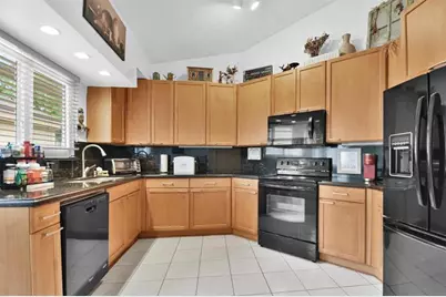 2251 NW 34th Ter, Coconut Creek, FL 33066 - Photo 13