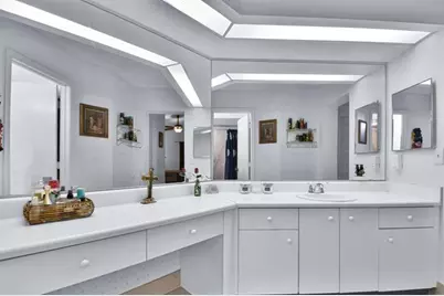 2251 NW 34th Ter, Coconut Creek, FL 33066 - Photo 9