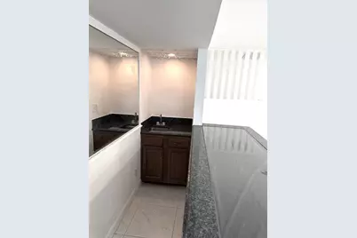 676 NW 107th Ln, Coral Springs, FL 33071 - Photo 29