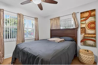 910 NW 49th Ct, Deerfield Beach, FL 33064 - Photo 33