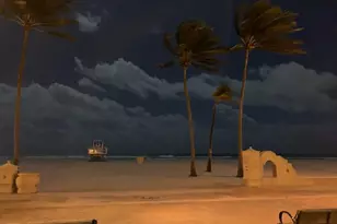 801 S Ocean Dr, Hollywood, FL 33019 - Photo 19