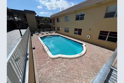 6840  Pembroke Road, Unit #118, Pembroke Pines, FL 33023 - Photo 15
