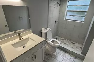 6840 Pembroke Rd, Pembroke Pines, FL 33023 - Photo 7