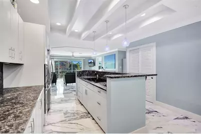 2330 NE 36th St, Unit #9, Lighthouse Point, FL 33064 - Photo 13