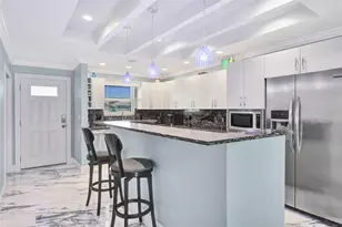 2330 NE 36th St, Lighthouse Point, FL 33064 - Photo 11