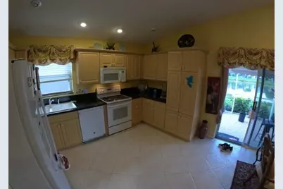 11585  Augustus Dr, Boynton Beach, FL 33437 - Photo 7