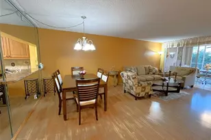 9501 Seagrape Dr, Davie, FL 33324 - Photo 11