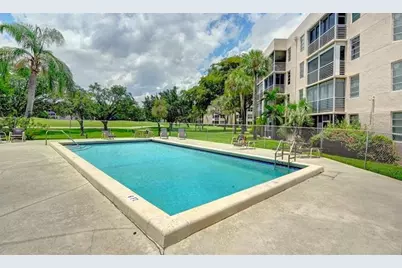 9501  Seagrape Dr, Unit #305, Davie, FL 33324 - Photo 27