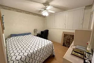 9501 Seagrape Dr, Davie, FL 33324 - Photo 7