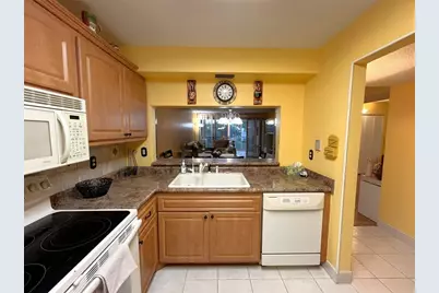 9501  Seagrape Dr, Unit #305, Davie, FL 33324 - Photo 5