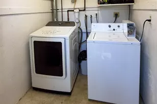 47 NE 16th Pl, Fort Lauderdale, FL 33305 - Photo 9