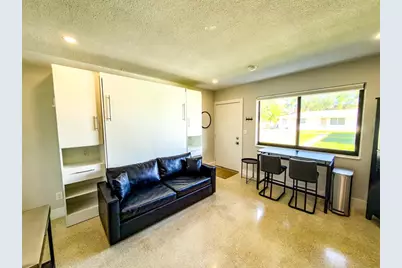 47 NE 16th Pl, Unit #3, Fort Lauderdale, FL 33305 - Photo 3