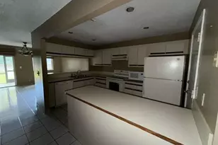 1952 Discovery Cir E, Deerfield Beach, FL 33442 - Photo 13