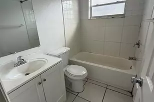 241 SE Park St, Dania Beach, FL 33004 - Photo 7