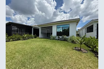 187 SE Via Sangro, Port Saint Lucie, FL 34952 - Photo 37