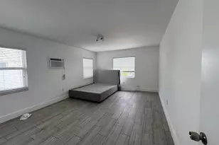 7910 Abbott Ave, Miami Beach, FL 33141 - Photo 5