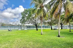 660 NE 11th Ave, Fort Lauderdale, FL 33304 - Photo 15