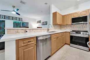 1743 NE 4th Ave, Fort Lauderdale, FL 33305 - Photo 9