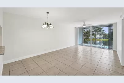 9430  Poinciana Pl, Unit #415, Davie, FL 33324 - Photo 11