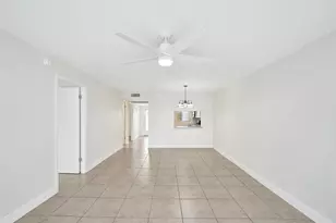 9430 Poinciana Pl, Davie, FL 33324 - Photo 15