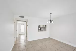 9430 Poinciana Pl, Davie, FL 33324 - Photo 13