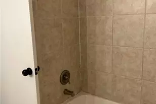 2801 N 34th Ave, Hollywood, FL 33021 - Photo 7