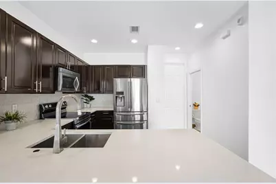 1427 NW 34th Way, Unit #1427, Fort Lauderdale, FL 33311 - Photo 5