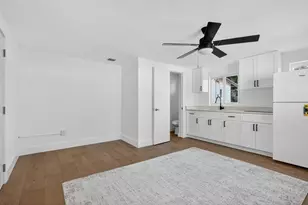 621 SE 1st St, Hialeah, FL 33010 - Photo 35