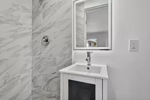 621 SE 1st St, Hialeah, FL 33010 - Photo 39