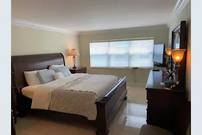 3410  Galt Ocean Dr, Unit #1804N, Fort Lauderdale, FL 33308 - Photo 11