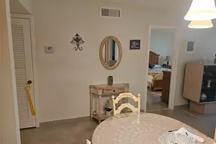 959 SE 2nd Ave, Deerfield Beach, FL 33441 - Photo 5