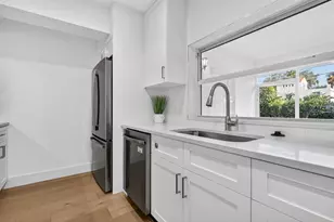 631 Curtiss Pkwy, Miami Springs, FL 33166 - Photo 15