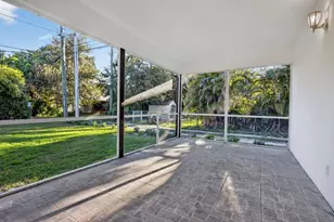 631 Curtiss Pkwy, Miami Springs, FL 33166 - Photo 31