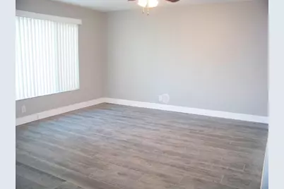 11210 NW 39th St, Coral Springs, FL 33065 - Photo 3