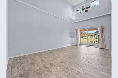 2522  Stockbridge Sq SW, Vero Beach, FL 32962 - Photo 5