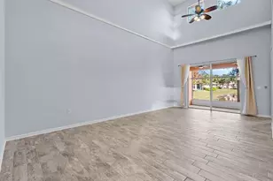 2522 Stockbridge Square SW, Vero Beach, FL 32962 - Photo 5