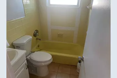 7553  Farragut St, Hollywood, FL 33024 - Photo 3