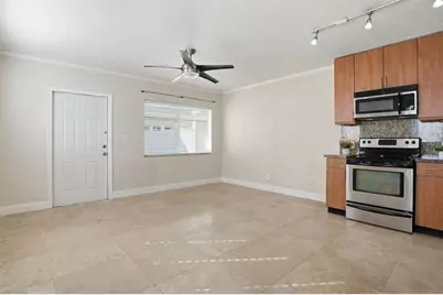 1892 NE 46th St, Unit #B4, Fort Lauderdale, FL 33308 - Photo 5