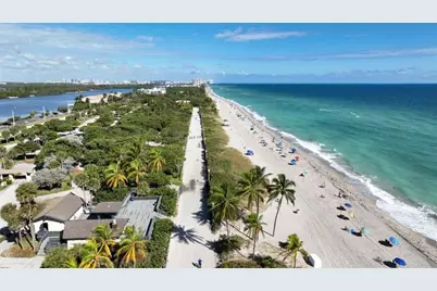 1049  Van Buren St, Hollywood, FL 33019 - Photo 15