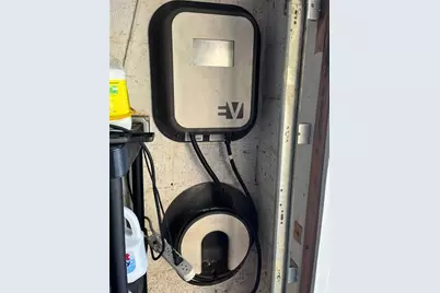 2708 NE 10th Ter, Wilton Manors, FL 33334 - Photo 3