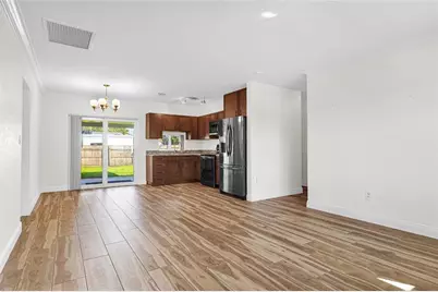 341 NW 37th St, Deerfield Beach, FL 33064 - Photo 9