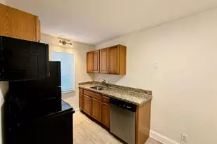 607 NE 29th Dr, Wilton Manors, FL 33334 - Photo 3